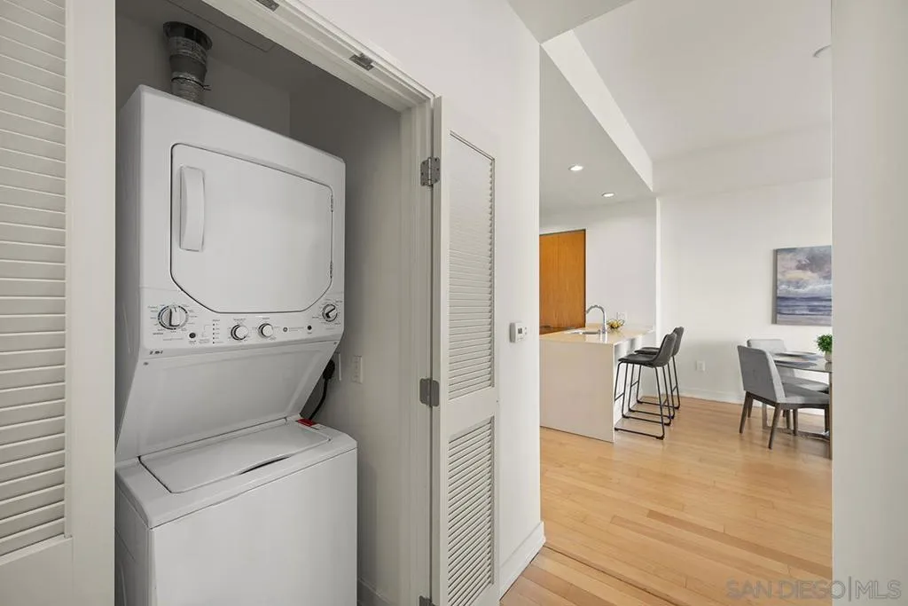 575 6th Avenue 1704, San Diego, California 92101 home-pic-33